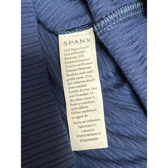 NEW Spanx Women's Navy Blue Scoop Neck Ribbed Knit Long Sleeve T Shirt Tee Top L - Picture 6 of 6